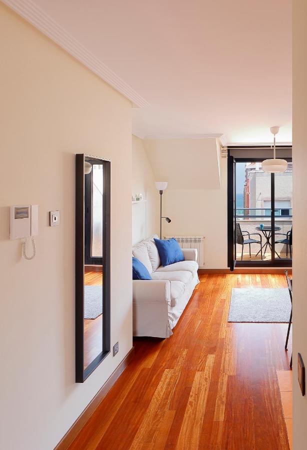 Atico Con Terraza, Vistas Al Mar Y Parking En Playa De S Lorenzo Gijón Dış mekan fotoğraf
